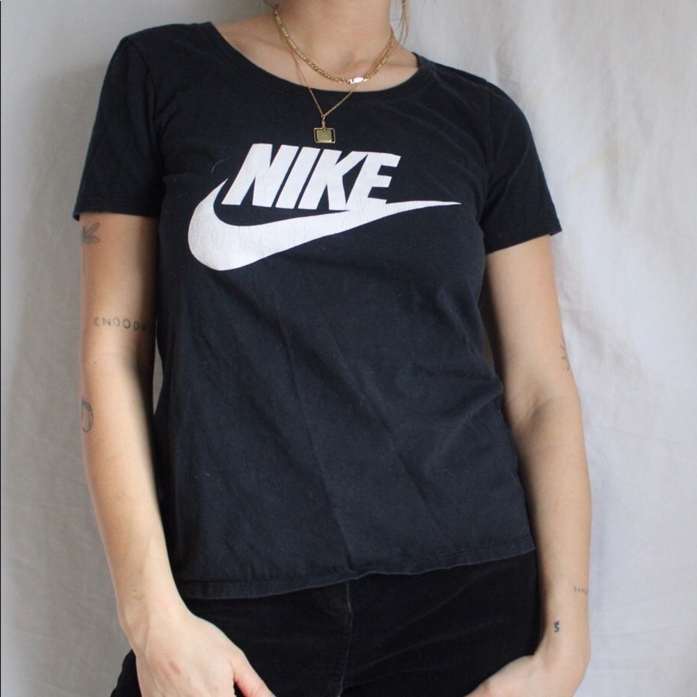 Nike T